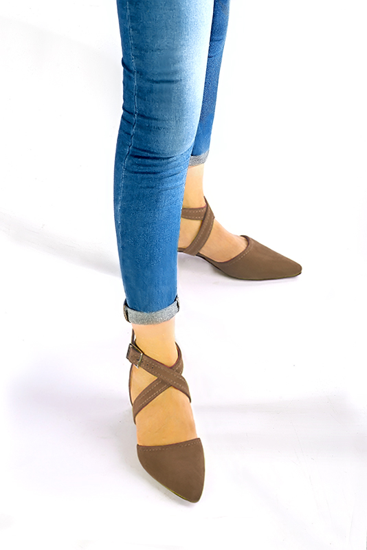 Chocolate brown women's open side shoes, with crossed straps. Tapered toe. Low flare heels. Worn view - Florence KOOIJMAN